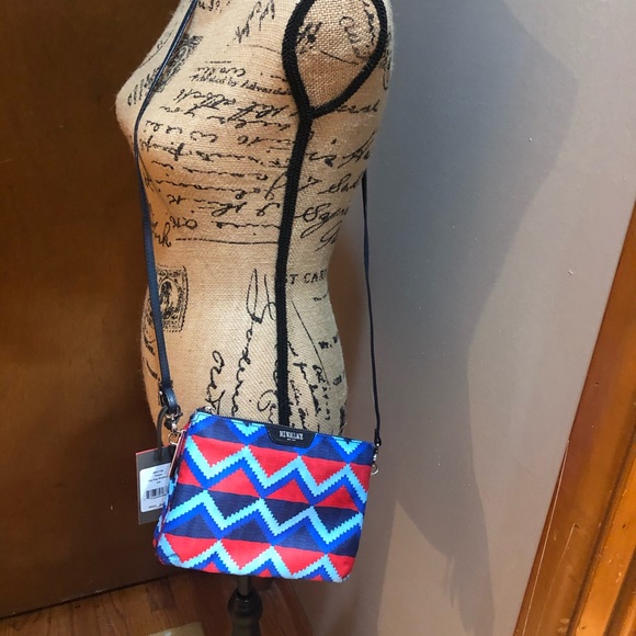 NWT MZ Wallace Zig Zag Pippa with Dust Bag - Picture 2 of 8